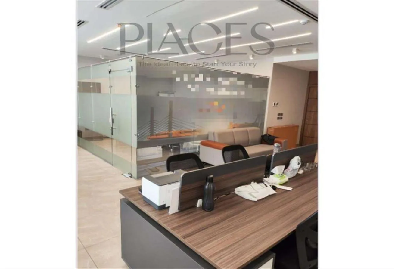 Rent in V90: For rent in Mivida Business Park, an admin 109 M
