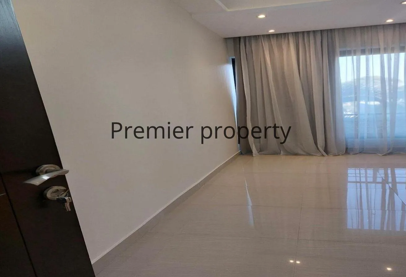 Rent in The Waterway View: Apartment for rent At Waterway Compound