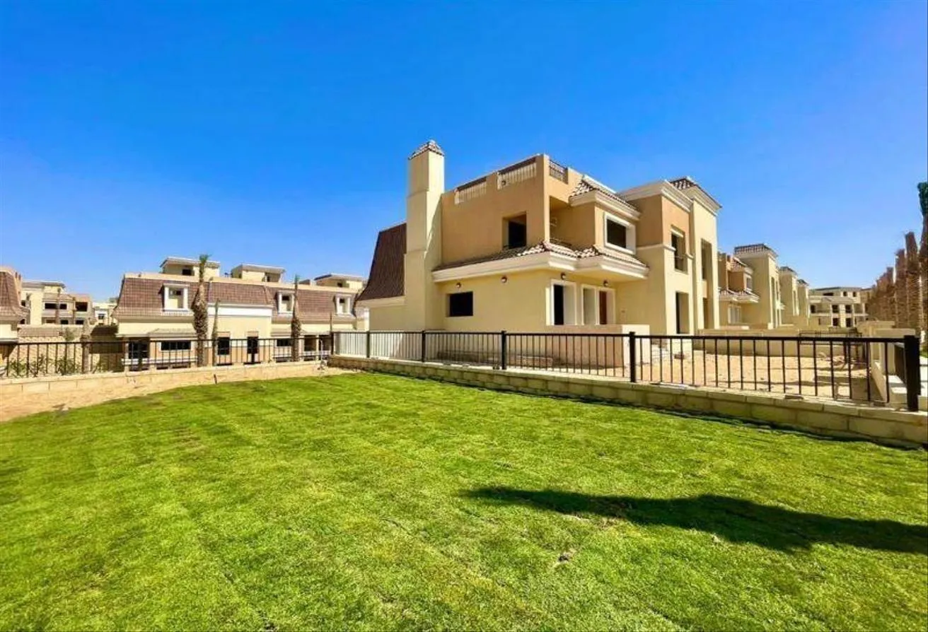 Sale in 5th Settlement Compounds: Apartments for sale in Saray Sur Sur with Madinaty