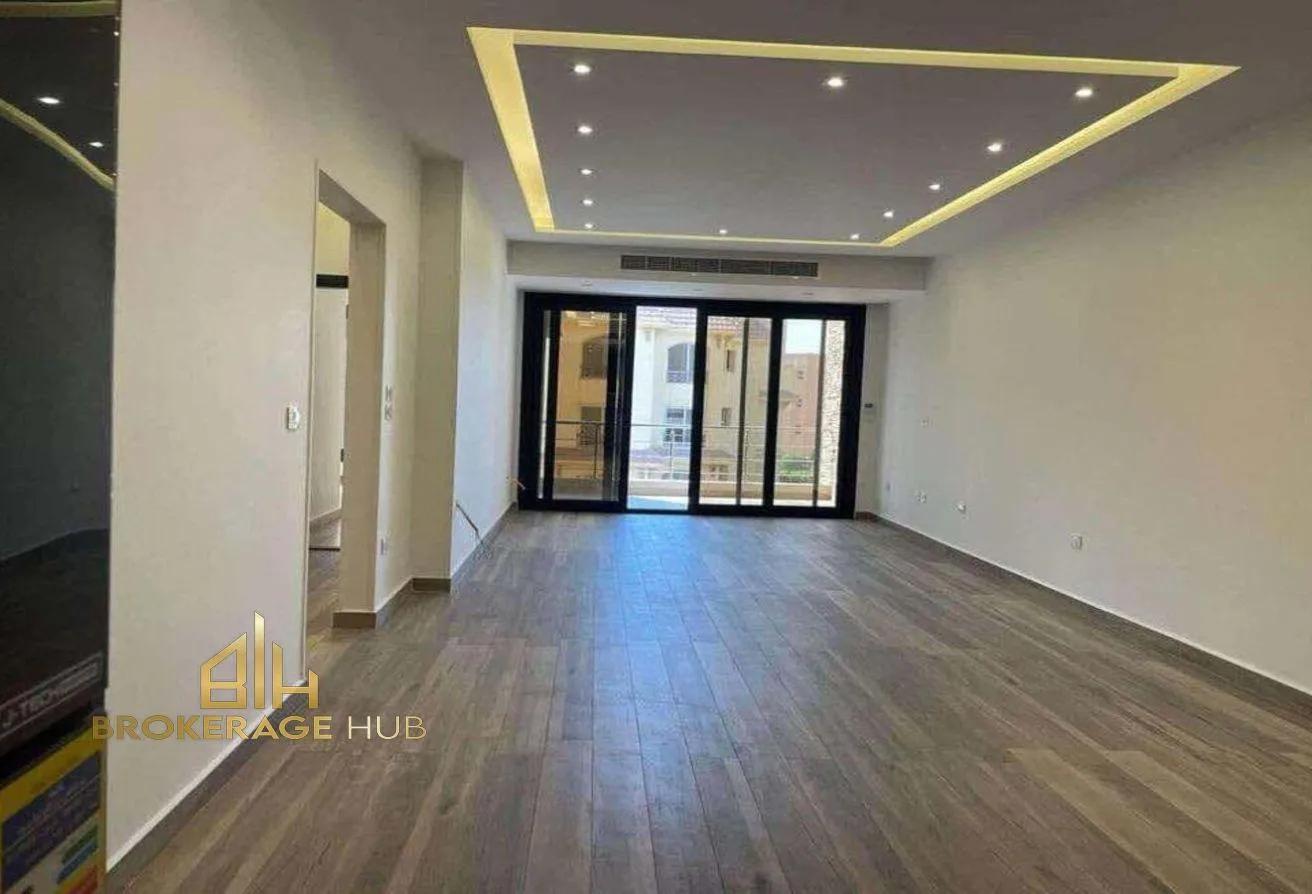 Sale in Midtown: Apartment with Kitchen and ACs First use -SALE-