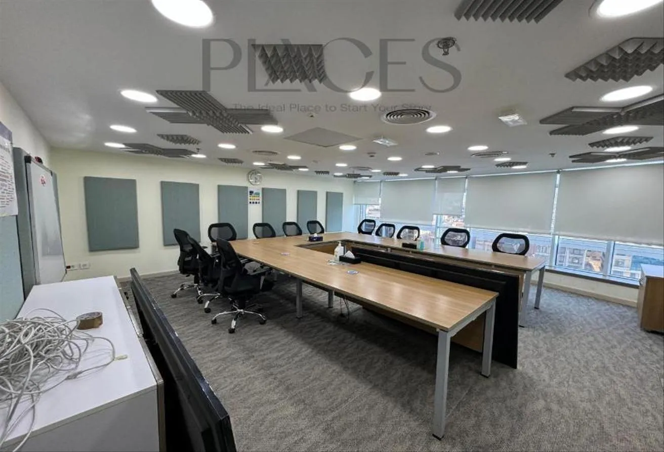 Rent in V90: Admin space for rent 1100 m - Fifth Settlement