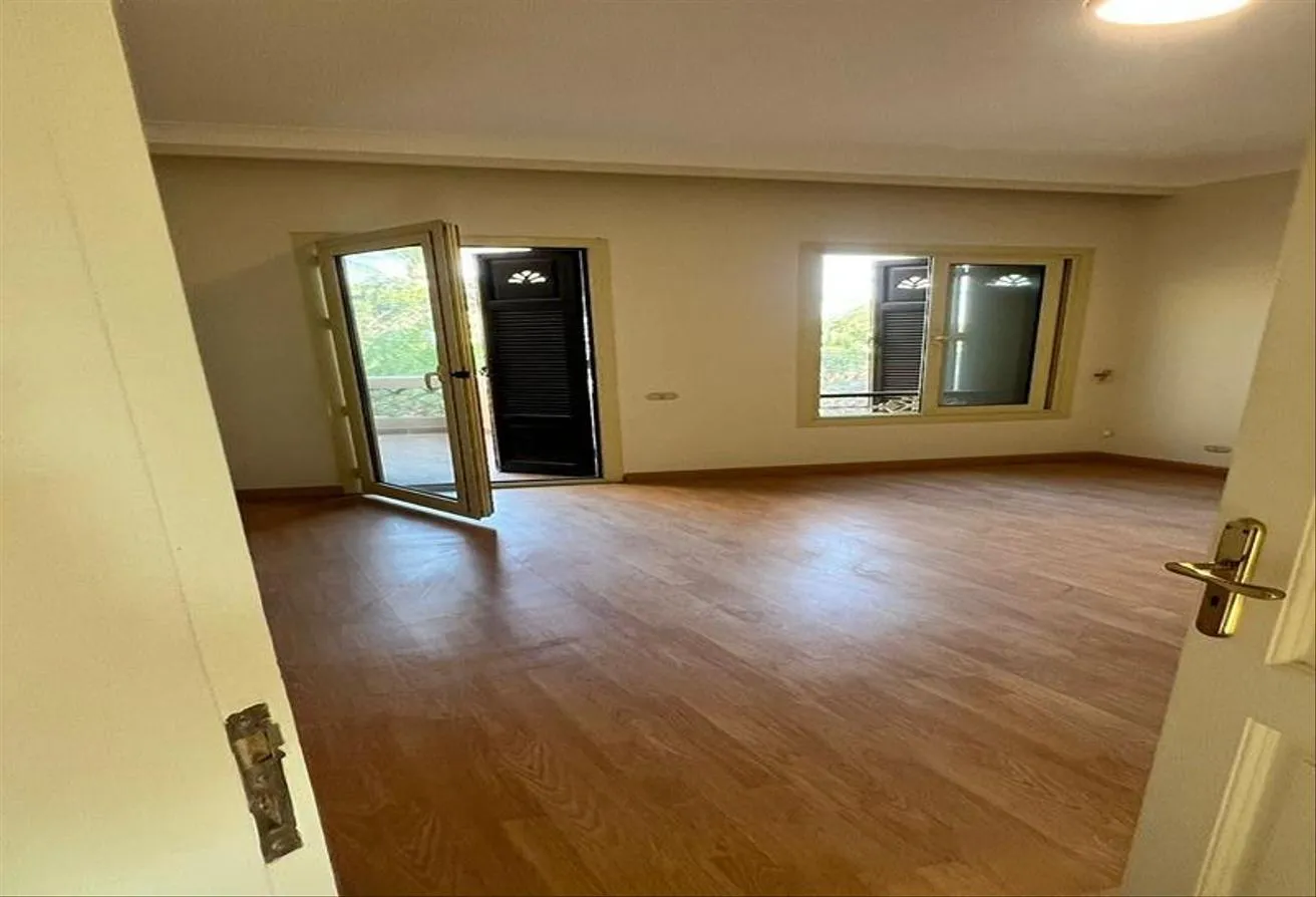 Gallery Image 13