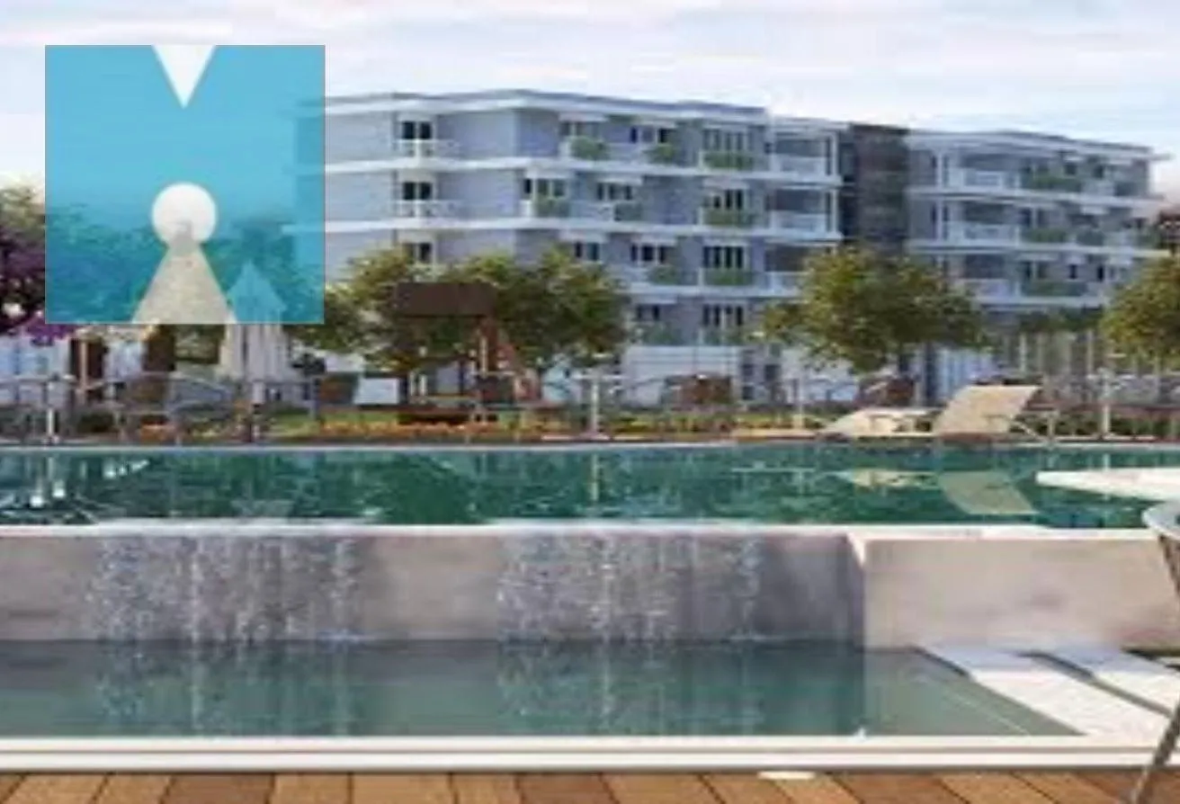 Sale in Green 6: Distinctive apartment for sale in Green 6 Compound