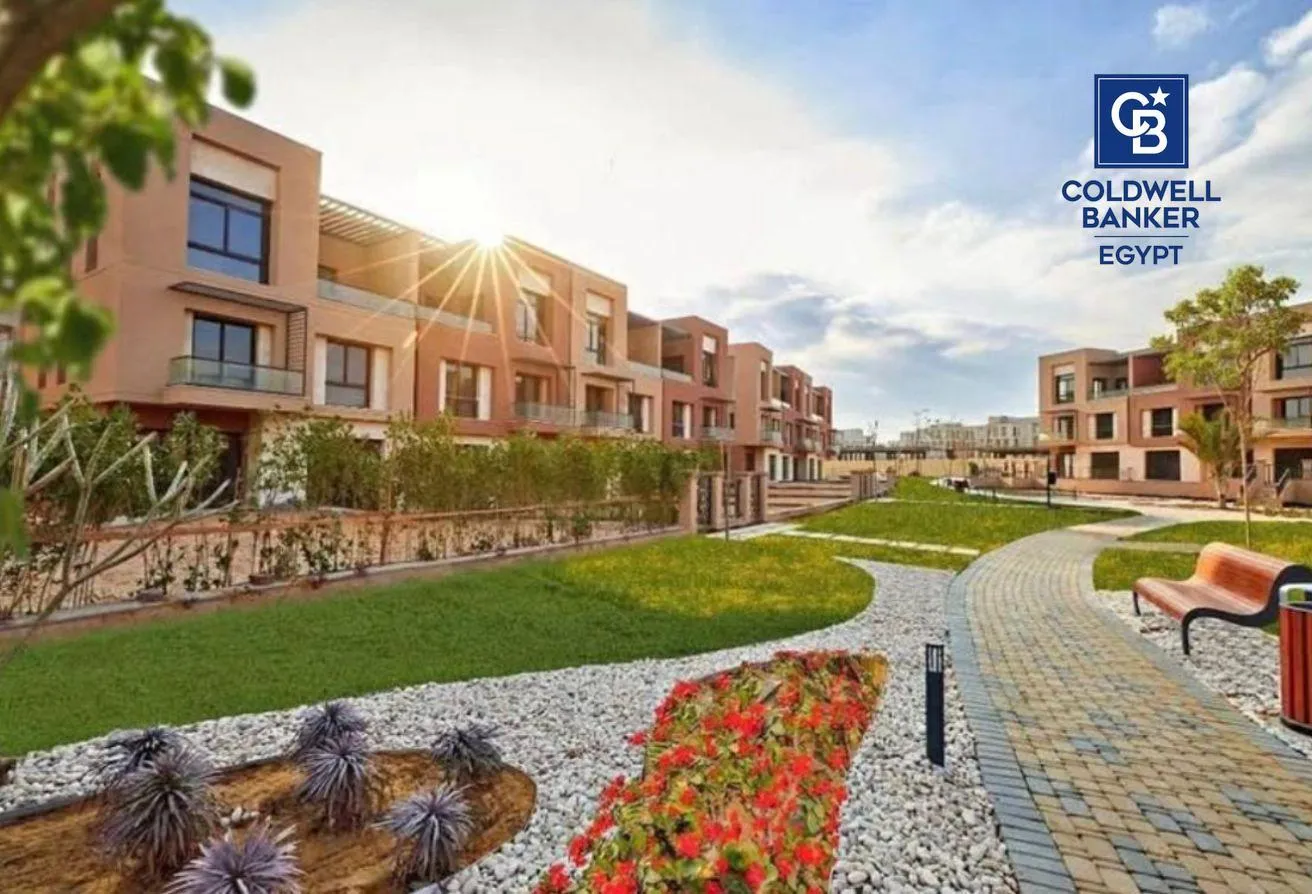 Sale in District 5: Resale Ready To Move Apt in Golden SQ + Prime Loc.