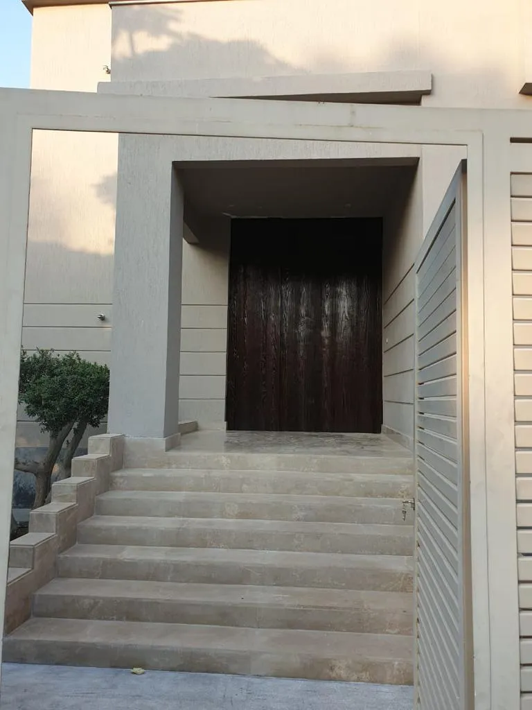 Gallery Image 21