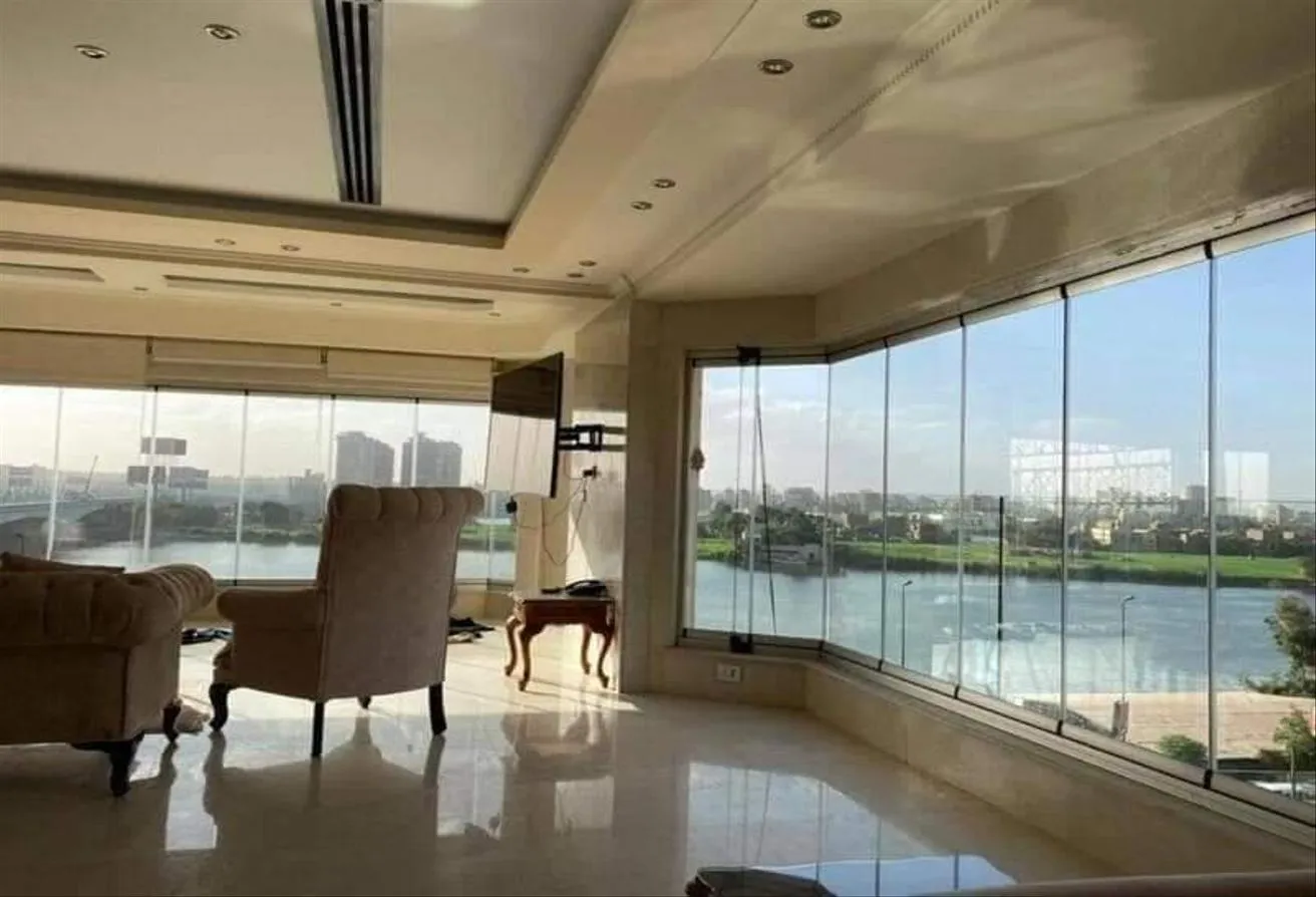 Sale in Reve Du Nil: RTM Hotel Studio on the Nile with biggest Return