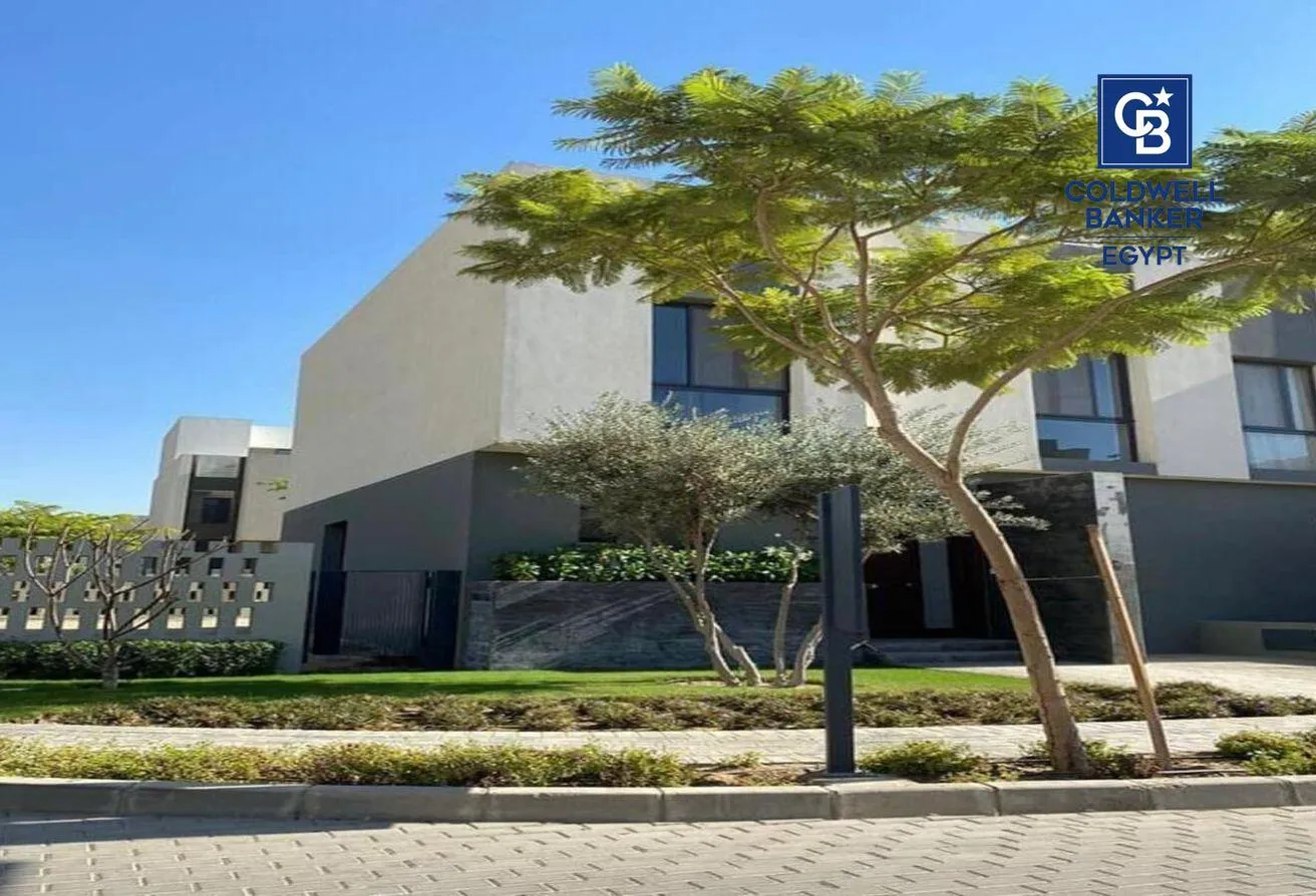 Sale in Al Burouj Compound: penthouse Garden - Fully finished- prime location