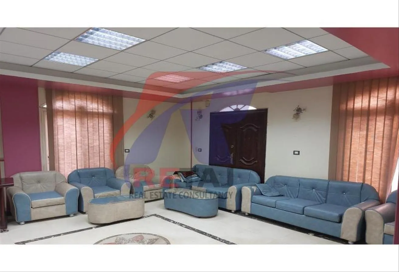 Sale in El Banafseg 4: دوبليكس للبيع فى حى البنفسج 4 – التجمع الاول