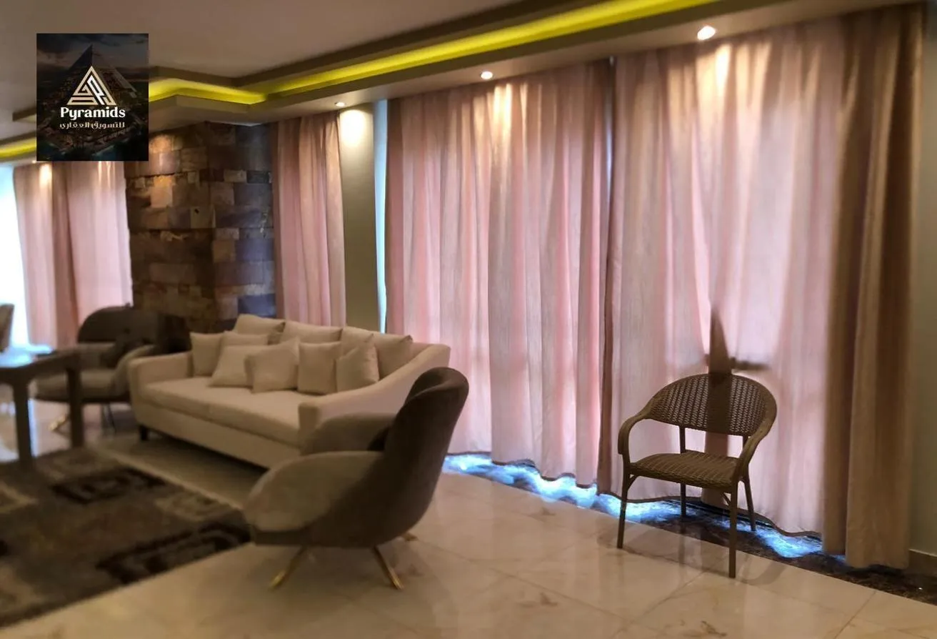 Rent in Westown: دوبلكس مفروش ارضي بجاردن في الشيخ زايد