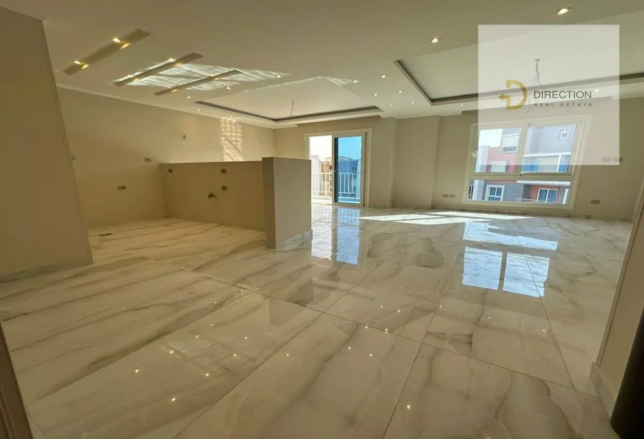 Sale in Amorada: Ultra SuperLux finished apartment next to Amrican