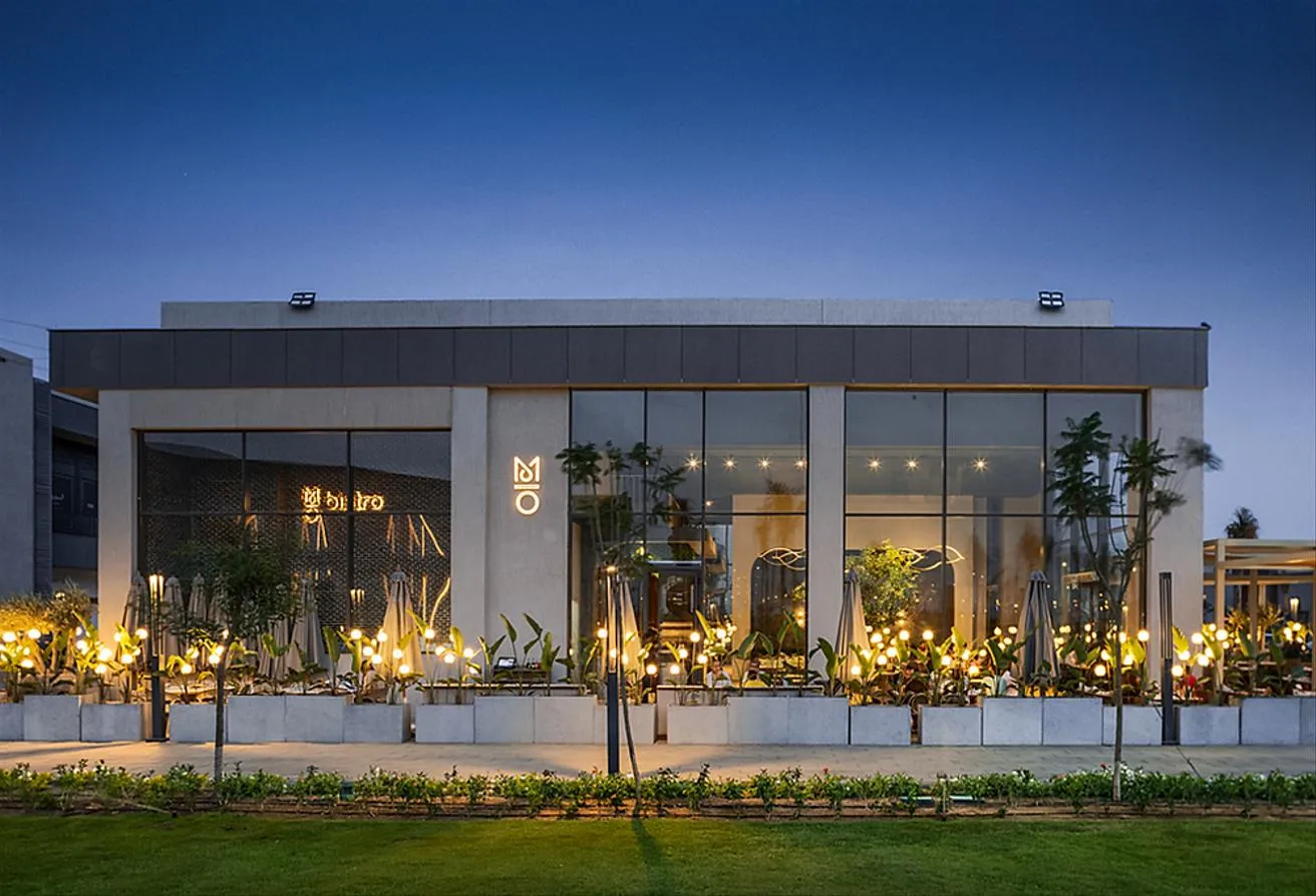 Sale in District 5: "Live in luxury at the heart of District 5! ready