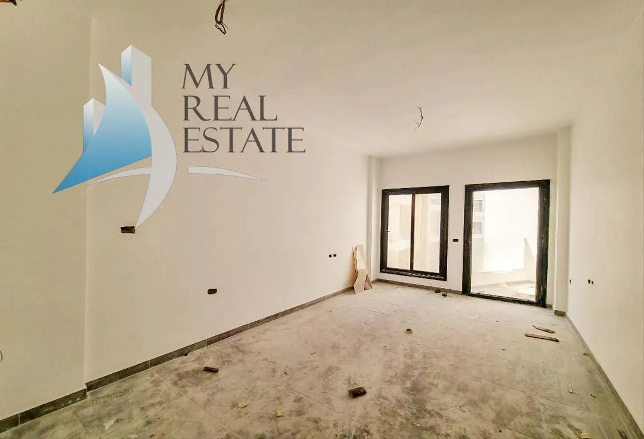 Sale in Hurghada Resorts: New apartment in a compound with a pool
