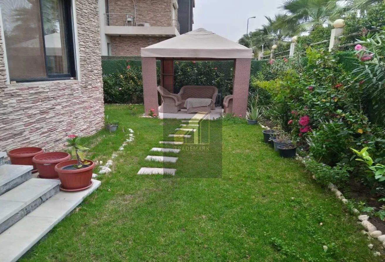 Sale in Midtown: apartment with garden fully finished prime locatio