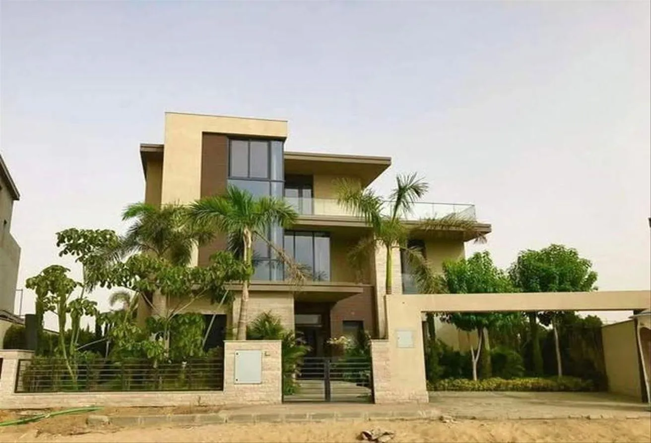 Sale in Sodic West: Luxury Standalone prime View near to Beverly Hills