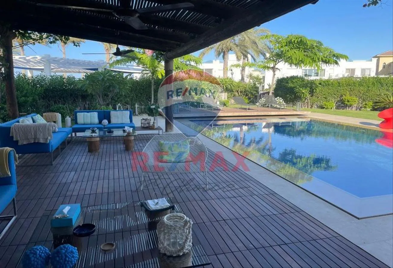 Sale in Stella Sidi Abdel Rahman: For sale in stella sidi abdel rahman  Villa A