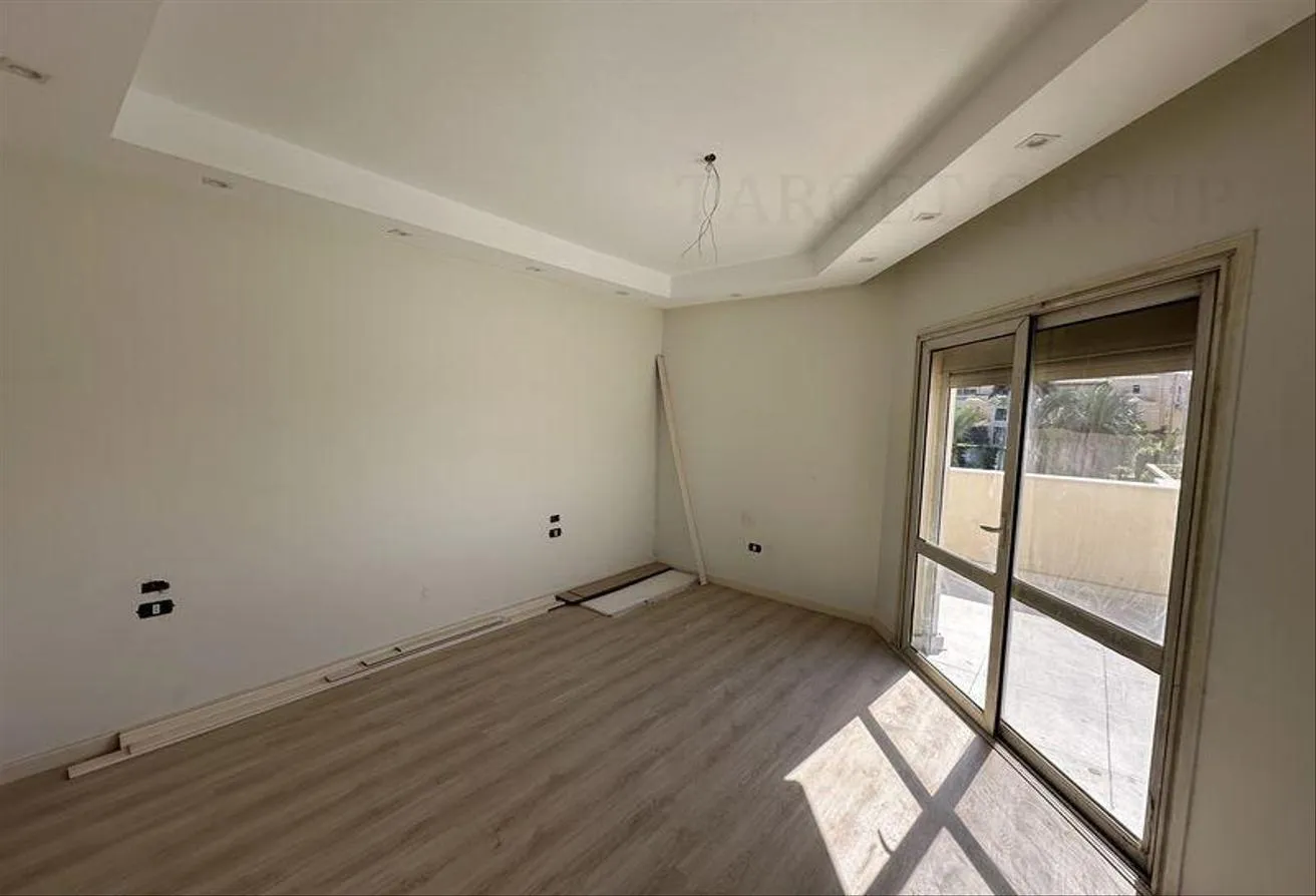 Gallery Image 13