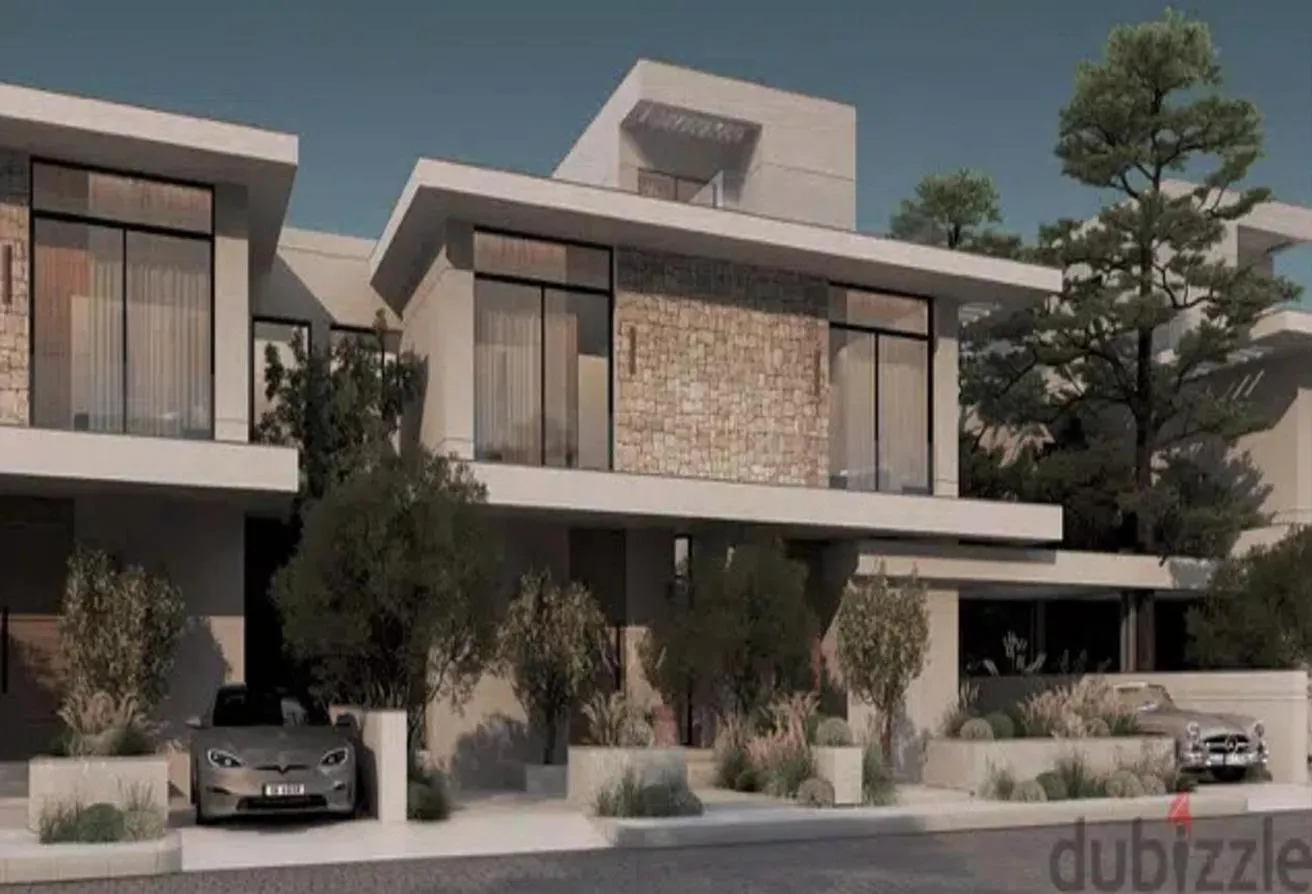 Sale in Hills of one: Townhouse, lowest price, 12-years installment