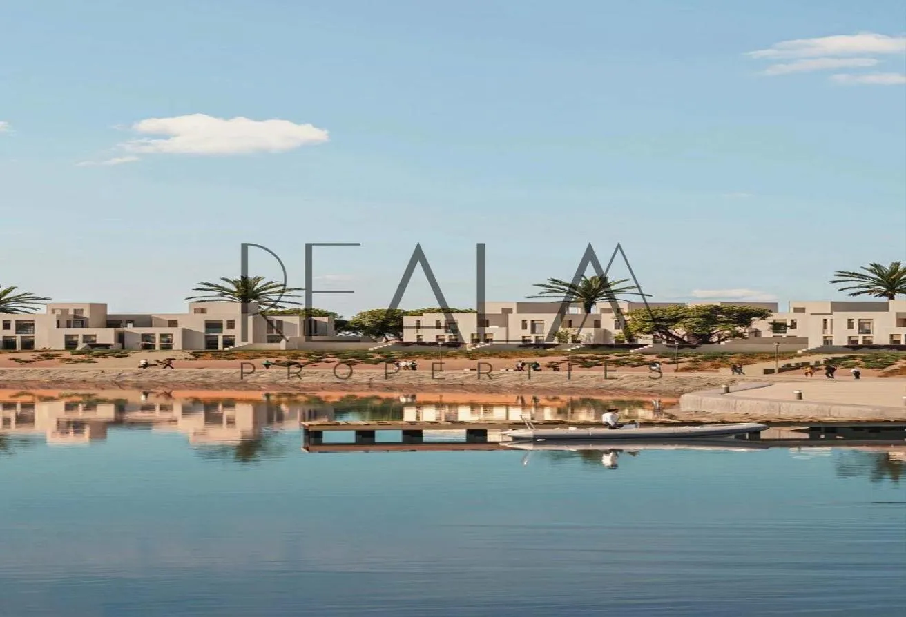 Sale in Ancient Sands Resort: Chalet finished, direct on open lagoon and  15%DP