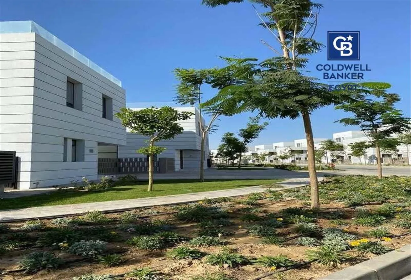 Sale in Al Burouj Compound: 3BR| Ready To Move | Fully Finished | Special View