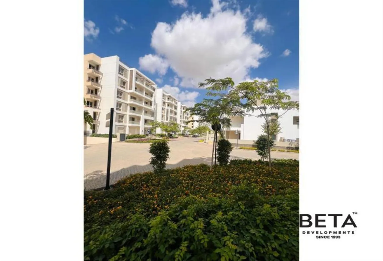 Sale in Beta Greens: “Receive apartment immediately in Mostakbal City