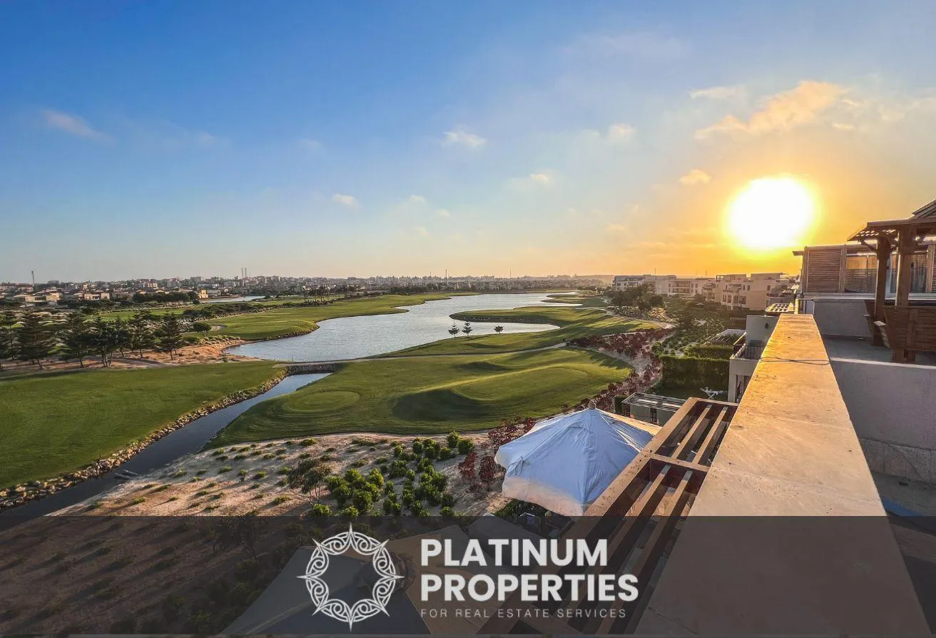 Sale in Marassi: Twin house with Golf&amp; Lake view For Sale Marassi