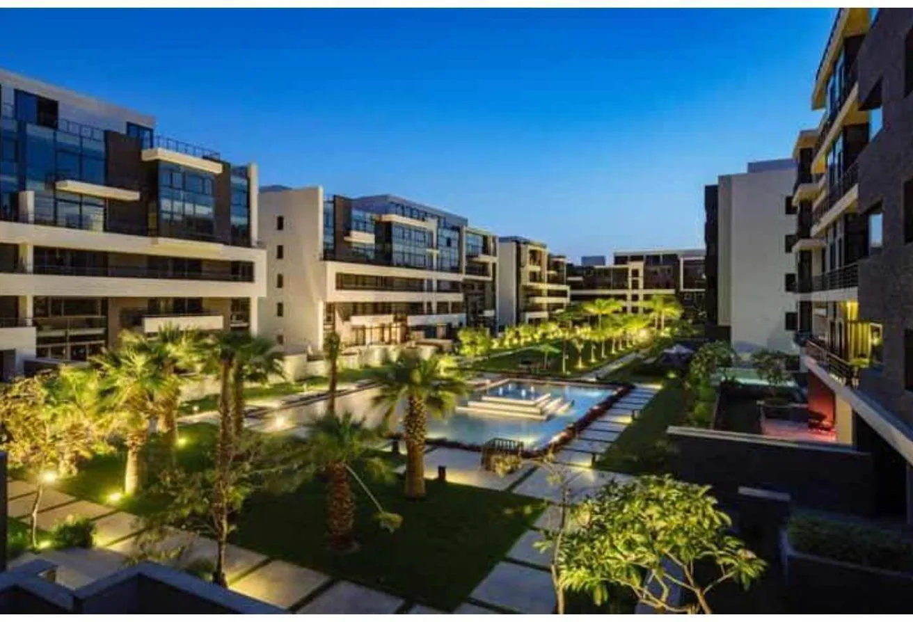 Sale in 5th Settlement Compounds: An  Apartment Al Masrawiya Compound