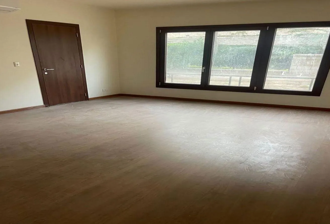 Sale in Pyramids Heights: Villa  Ready To Move very prime location