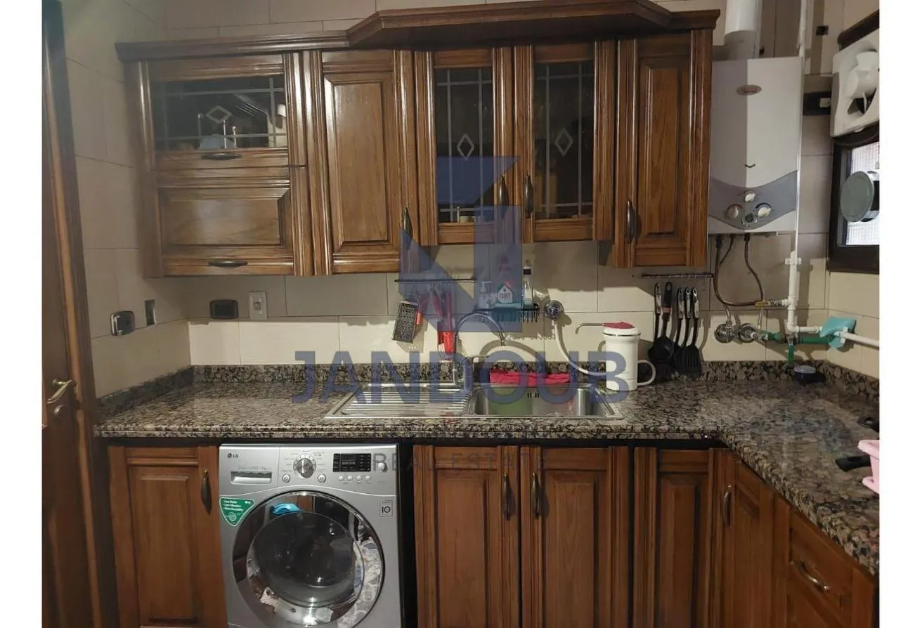 Gallery Image 13