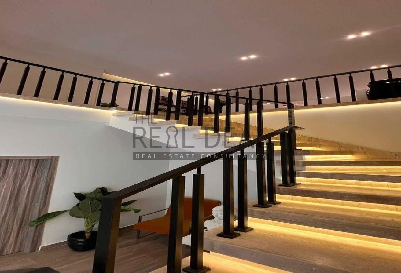 Gallery Image 15