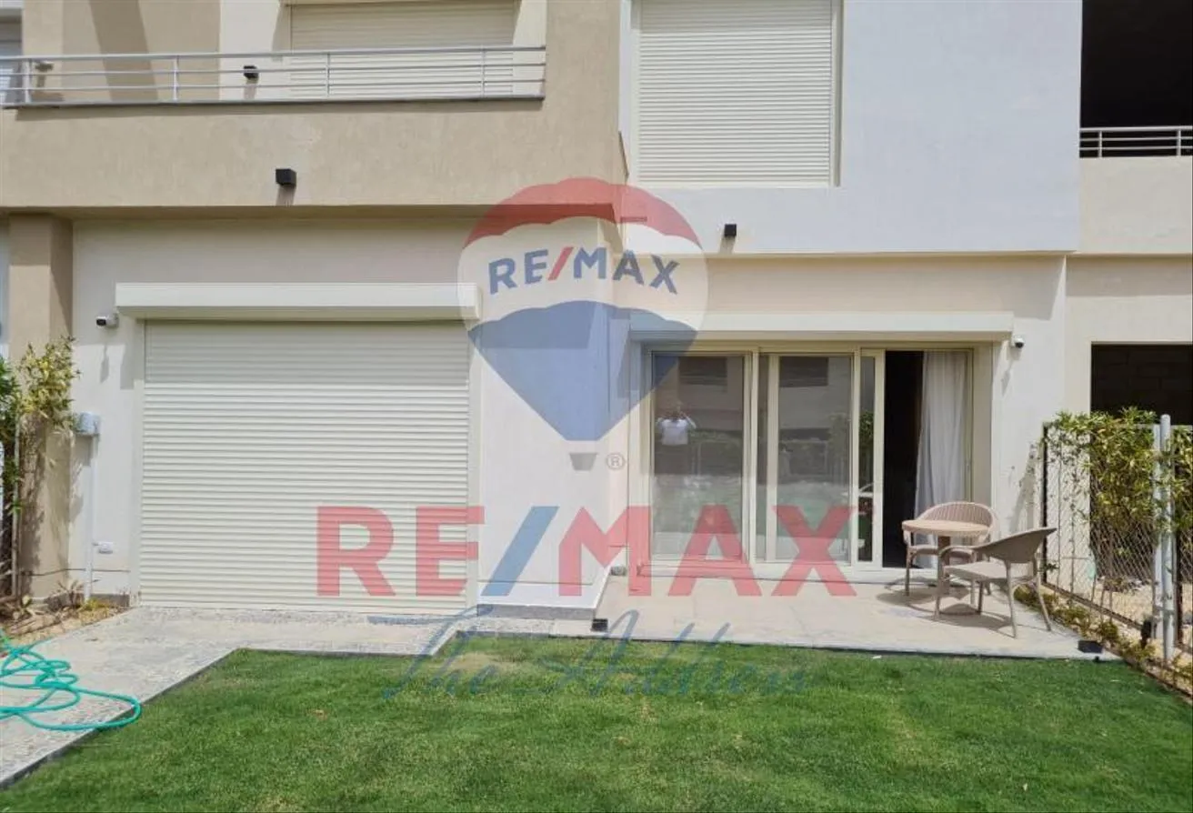 Sale in Palm Hills WoodVille: Finished townhouse with appliances for sale in prime location in Palm 