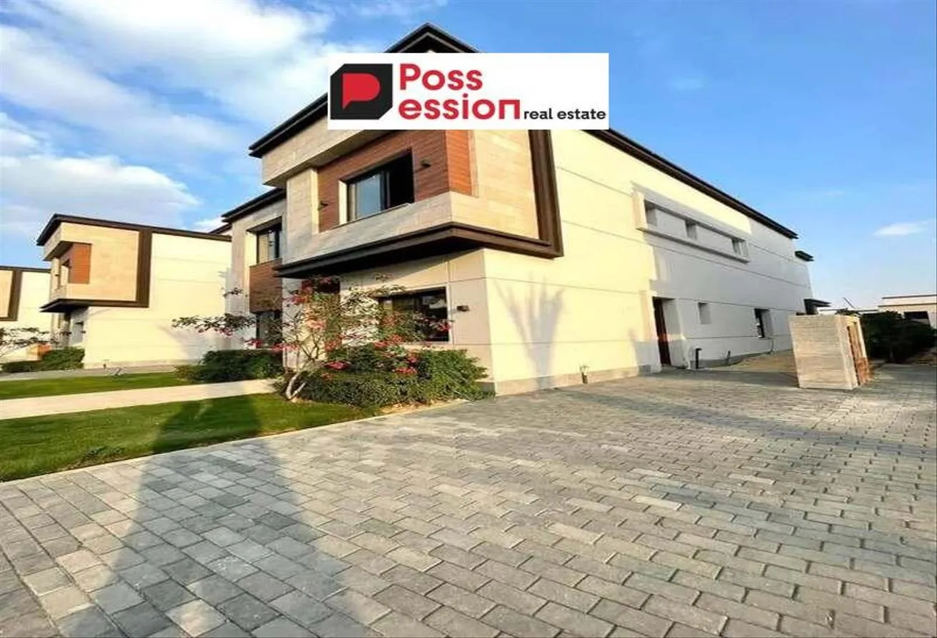 Sale in Azzar: 3BD for sale ,installments to 12y in fifth Square
