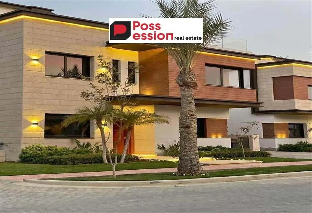 Sale in Azzar: Studio for sale in New Cairo installments 12 Years