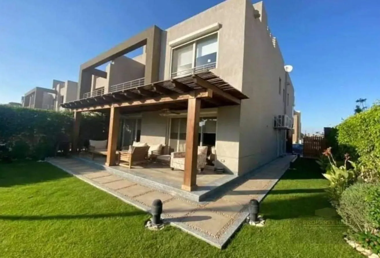 البيع في نيو جيزة: فيلا مودرن على طريق مصر إسكندرية بسعر مميز قسط 9س 
