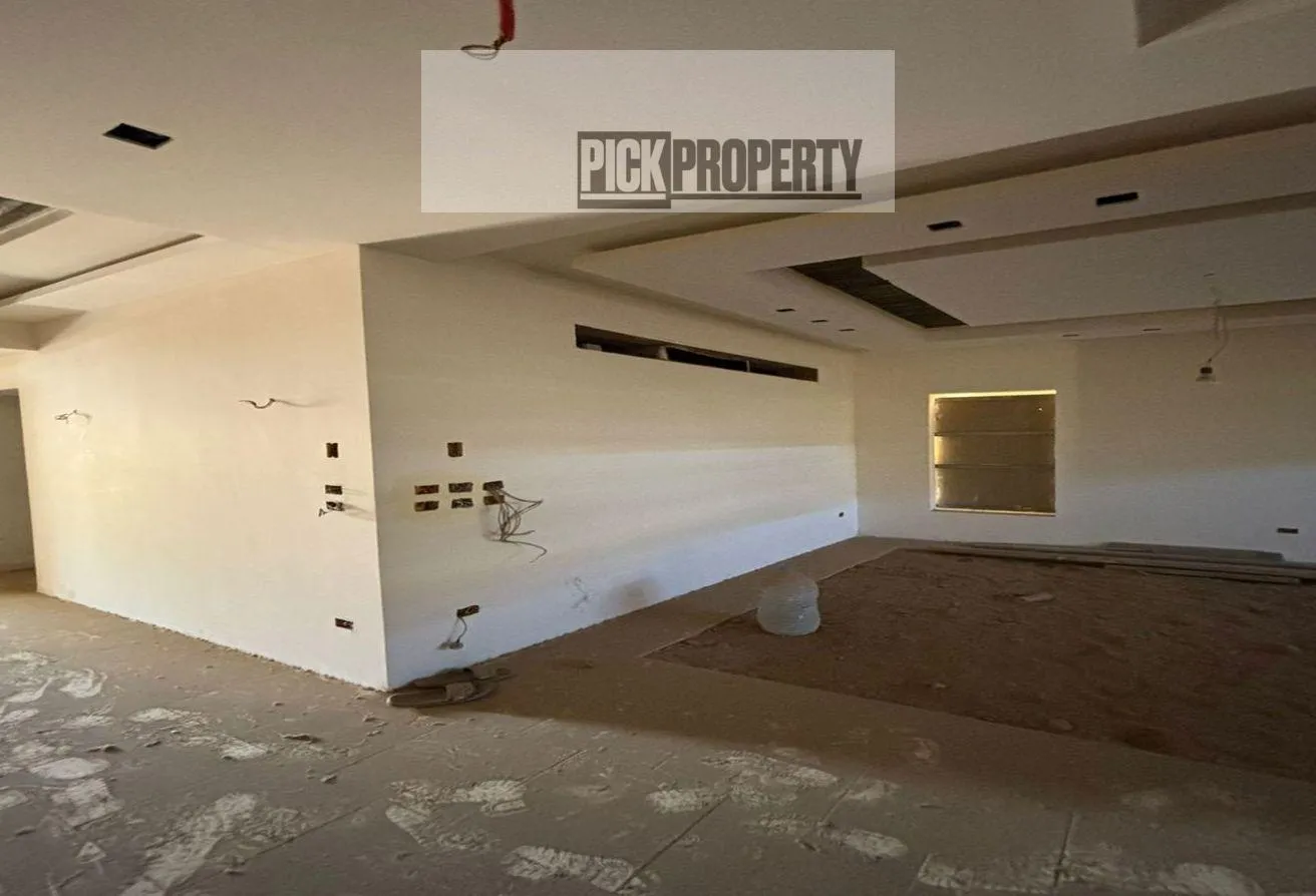 Gallery Image 16