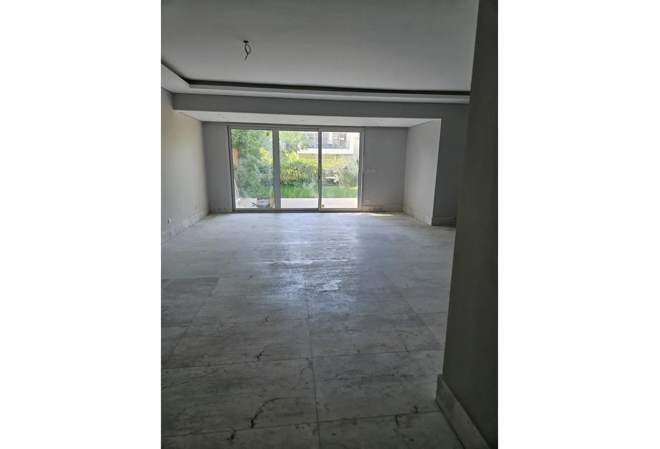 Rent in Westown: فيو علي لاند اسكيب مميز جدا اول سكن