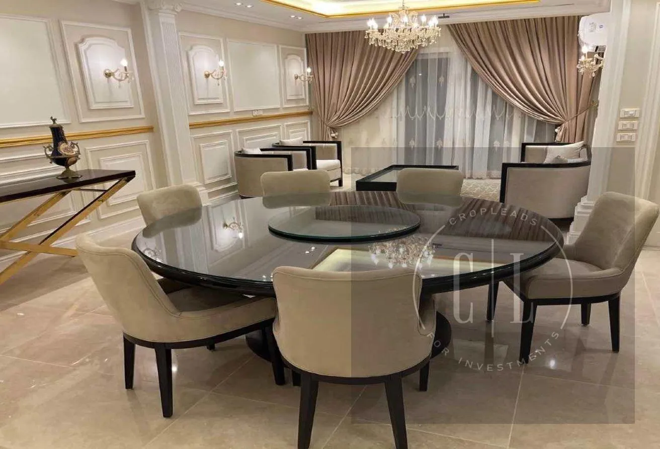 Rent in Fifth Square: Penthouse furnished marasem 5th square 1st use