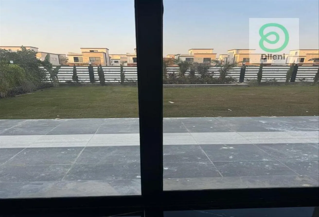 البيع في ازار: فيلا ستاندالون للبيع كمبوند ازار1 استلام فوري 