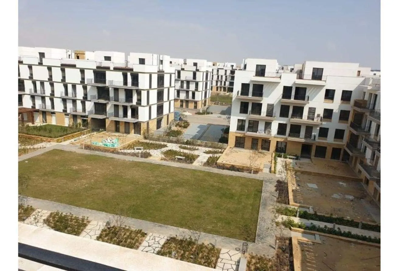 Sale in Westown: Townhouse for sale in Spain Westown Ultra Lux