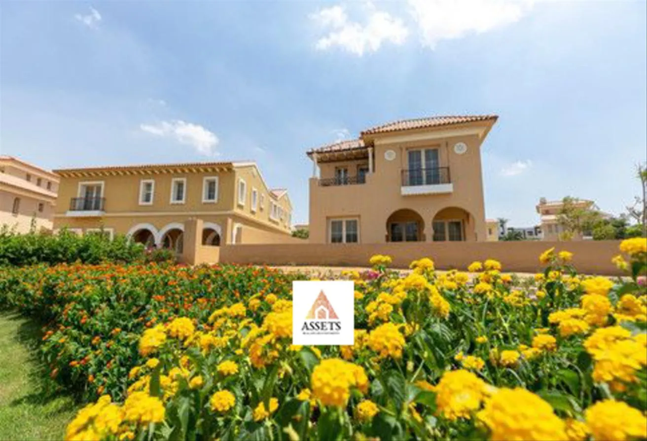 Sale in Hyde Park: twin hous in Hydepark Prime Location| Lowest price