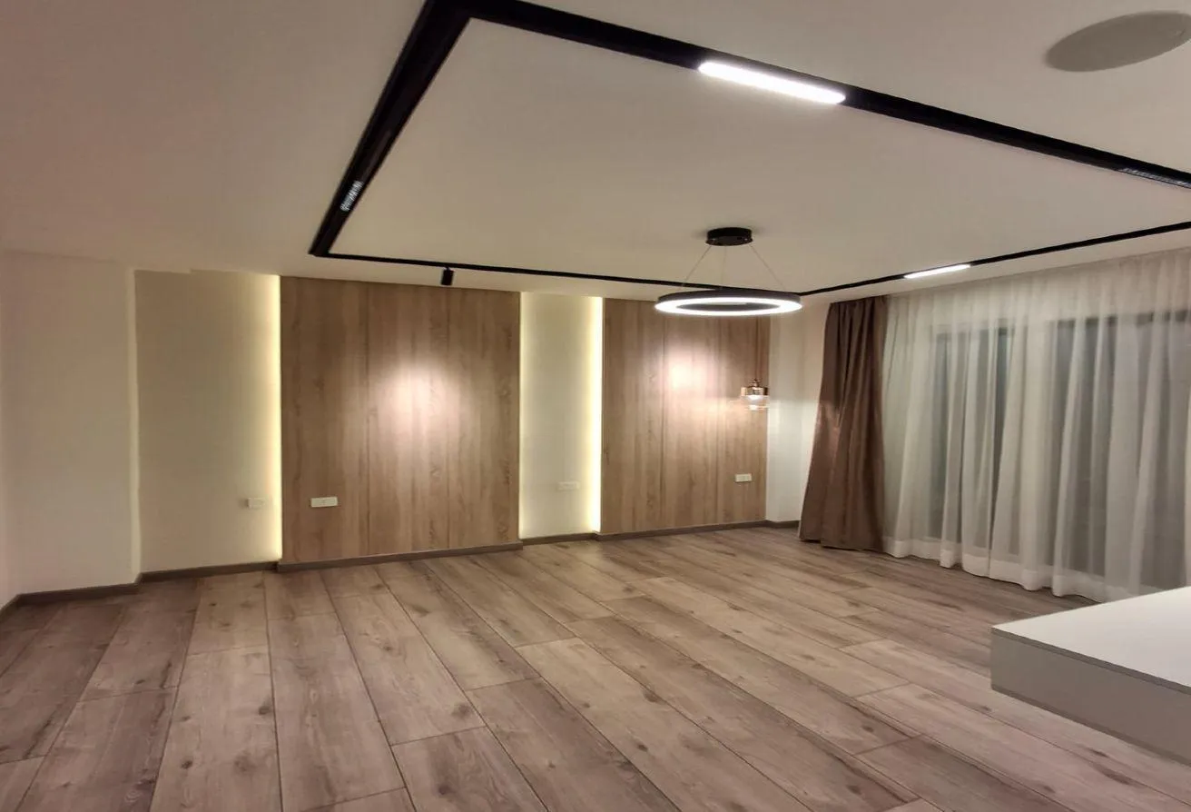 Gallery Image 12