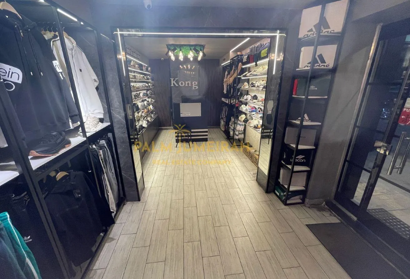 Sale in Miami: Shop for sale 35m Miami branching from Iskandar