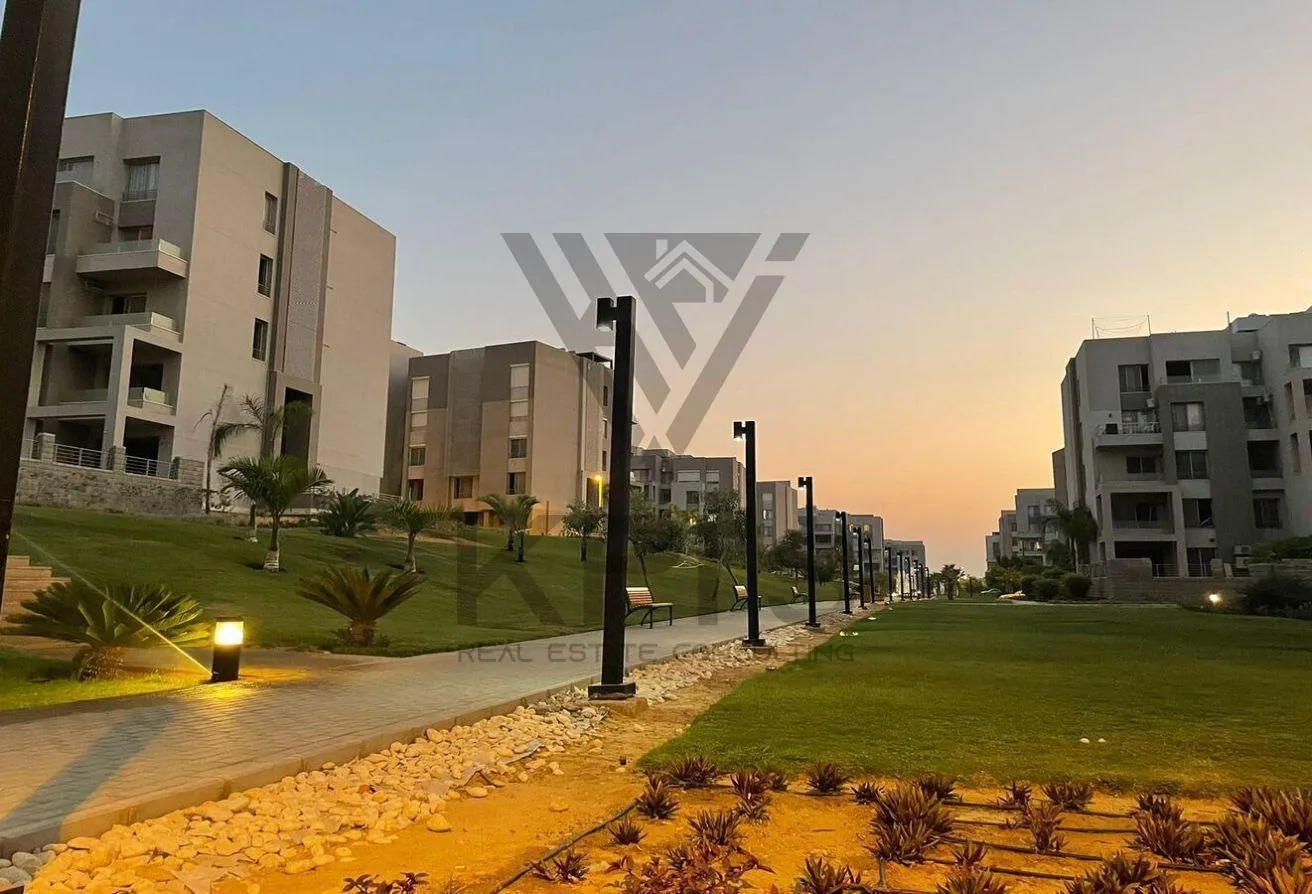 Sale in Village Gardens Katameya: HOT DEAL RESALE Penthouse 3BR - 90% Finishing -RTM