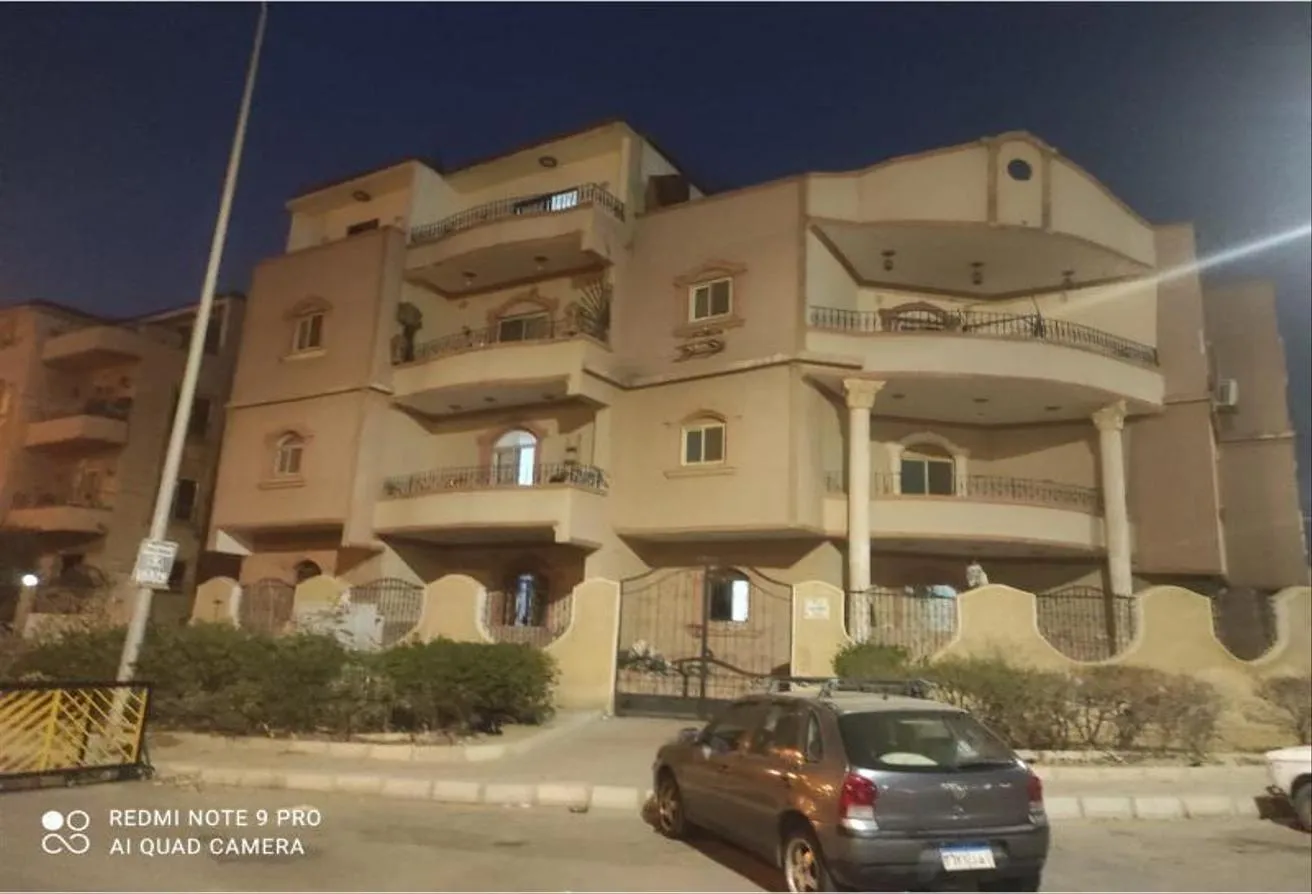 Rent in El Yasmeen 1: شفة ايحار فيلات الياسمين بالمطبخ و التكيفات