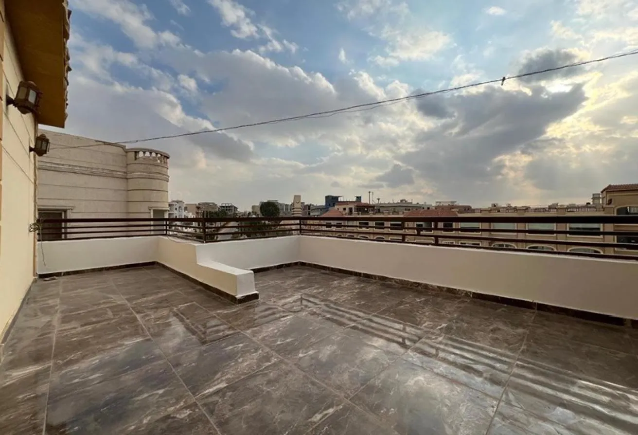 Rent in El Diplomaseen: For rent apartment in Diplomats Compound 