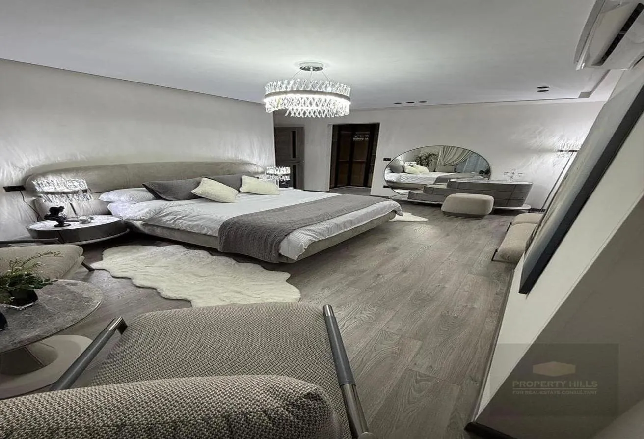 Sale in Tara: Prime Apt RTM Finished with Kitchen and AC Insta.