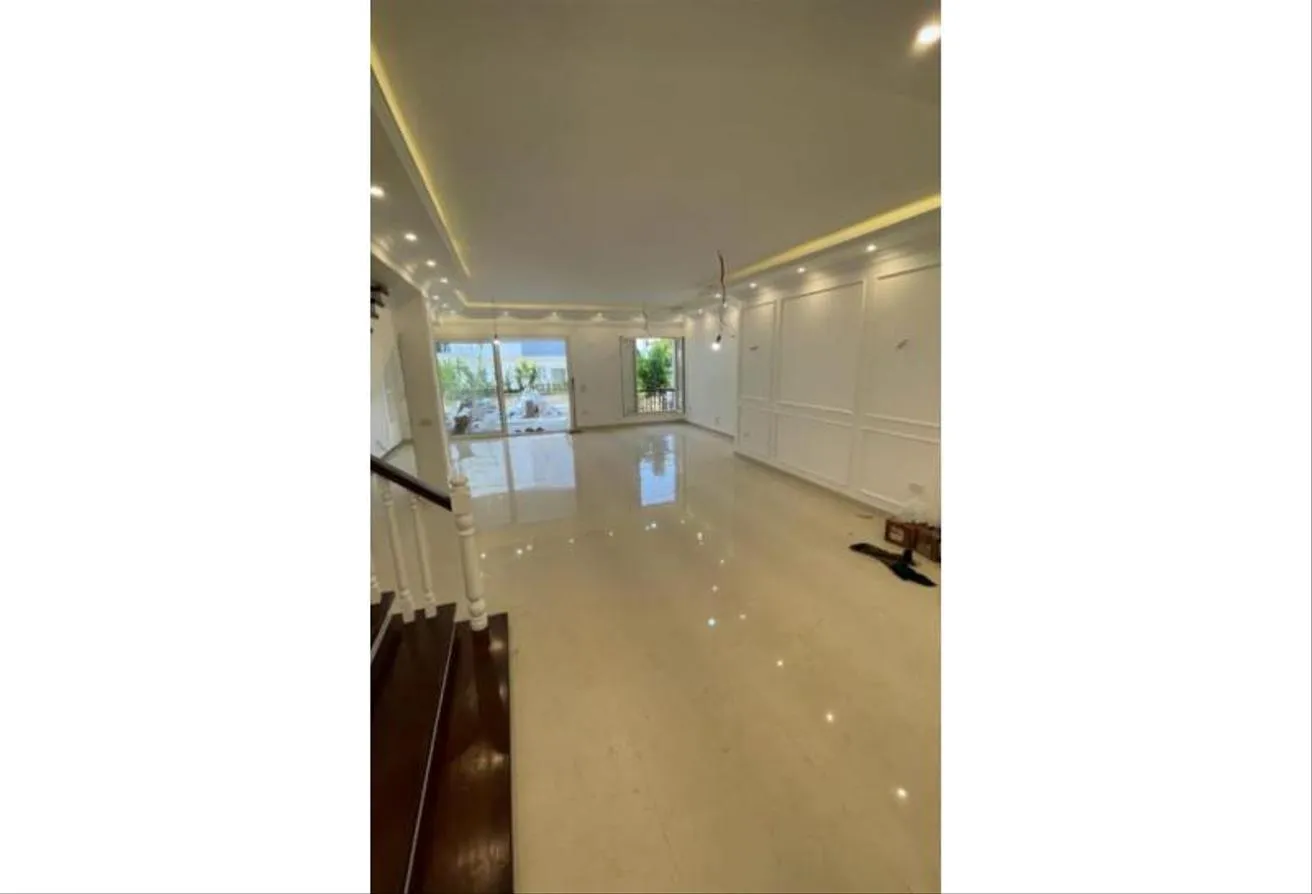 Rent in Mountain View Giza Plateau: For rent, villa  pool view in Mountain View  Giza