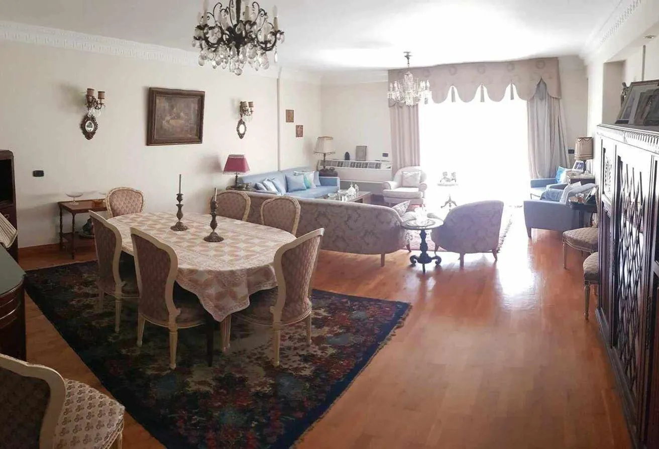 Sale in Zayed 2000: For Sale, Apartment , 210 m in Zayed 2000 Compound