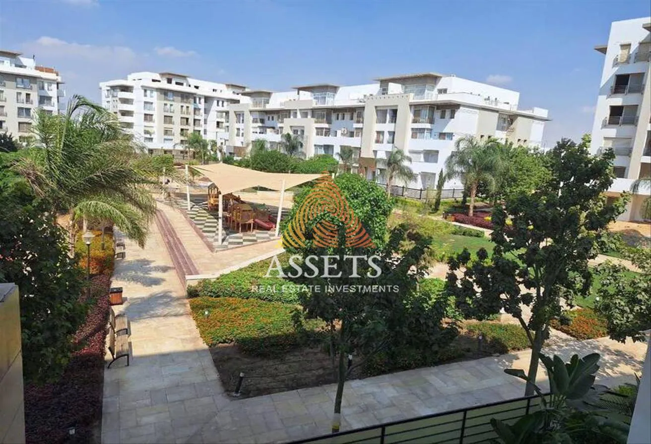Sale in Mountain View Hyde Park: Apartment with lowest price landscape view