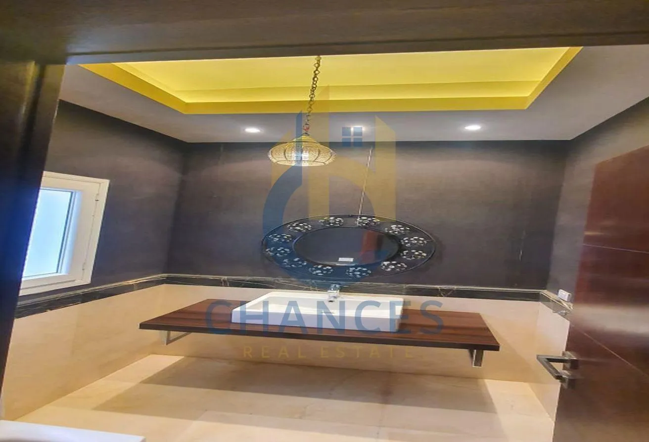 Gallery Image 19