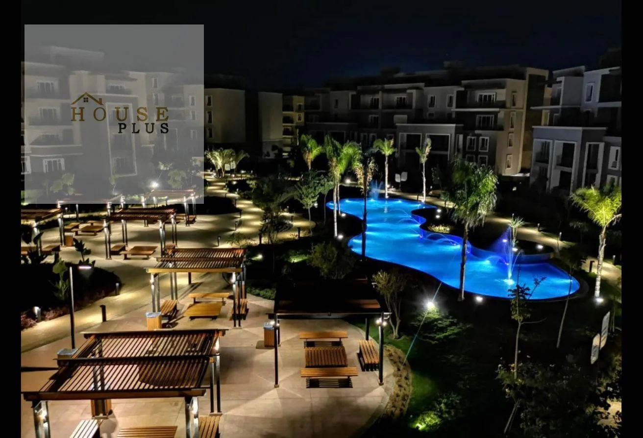 Rent in October Plaza: Apartment Altra Super lux frist residence + AC
